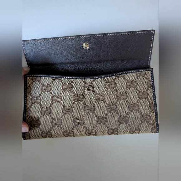 Gucci GG Vintage Brown Monogram Long Wallet with Gold Heart Snap - Picture 12 of 12